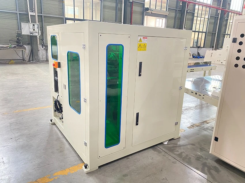 Facial Tissue Folding Machine
