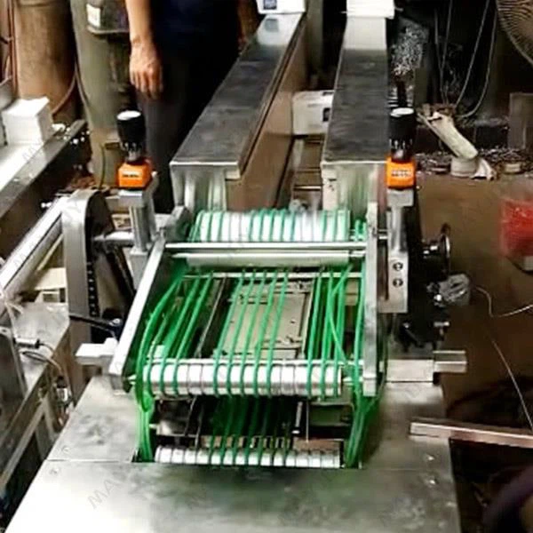 Semi-automatic Facial Tissue Packing Machine